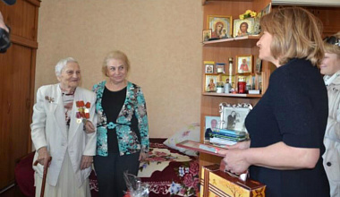 Компания «Петровакс Фарм» поздравила ветеранов с Праздником Победы